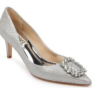 BADGLEY MISCHKA Carrie
Crystal Embellished Kitten Heel